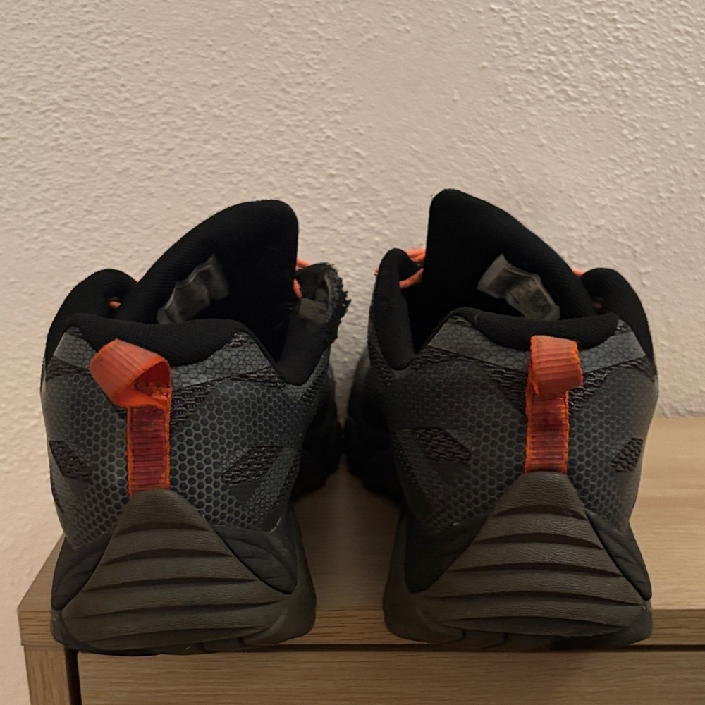 Merrell Men's Black and Orange Athletic Shoes - Picture 7 of 11